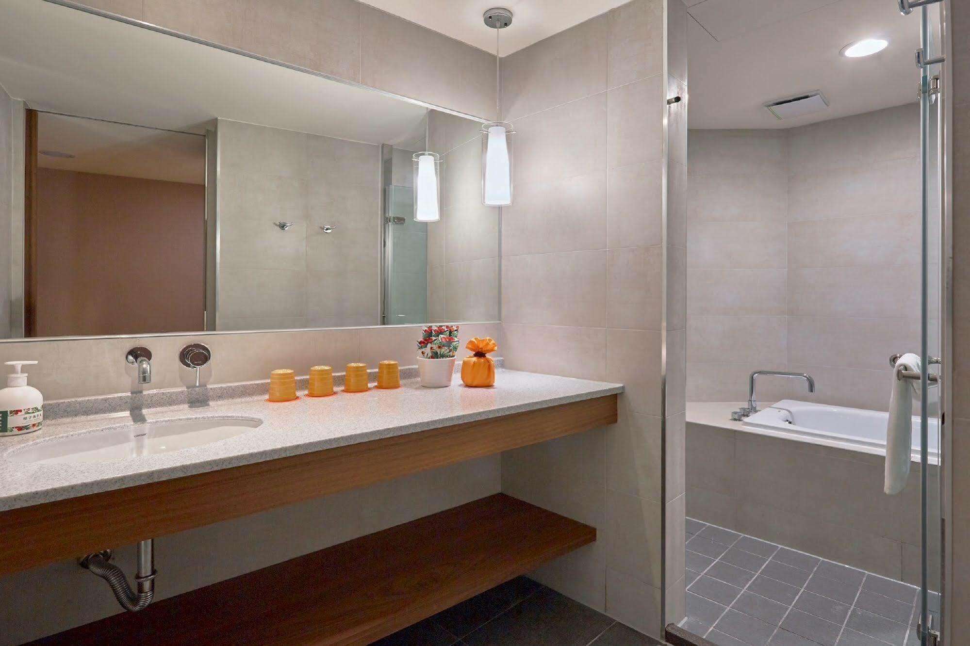 Orange Hotel - Wenhua, Chiayi Luaran gambar